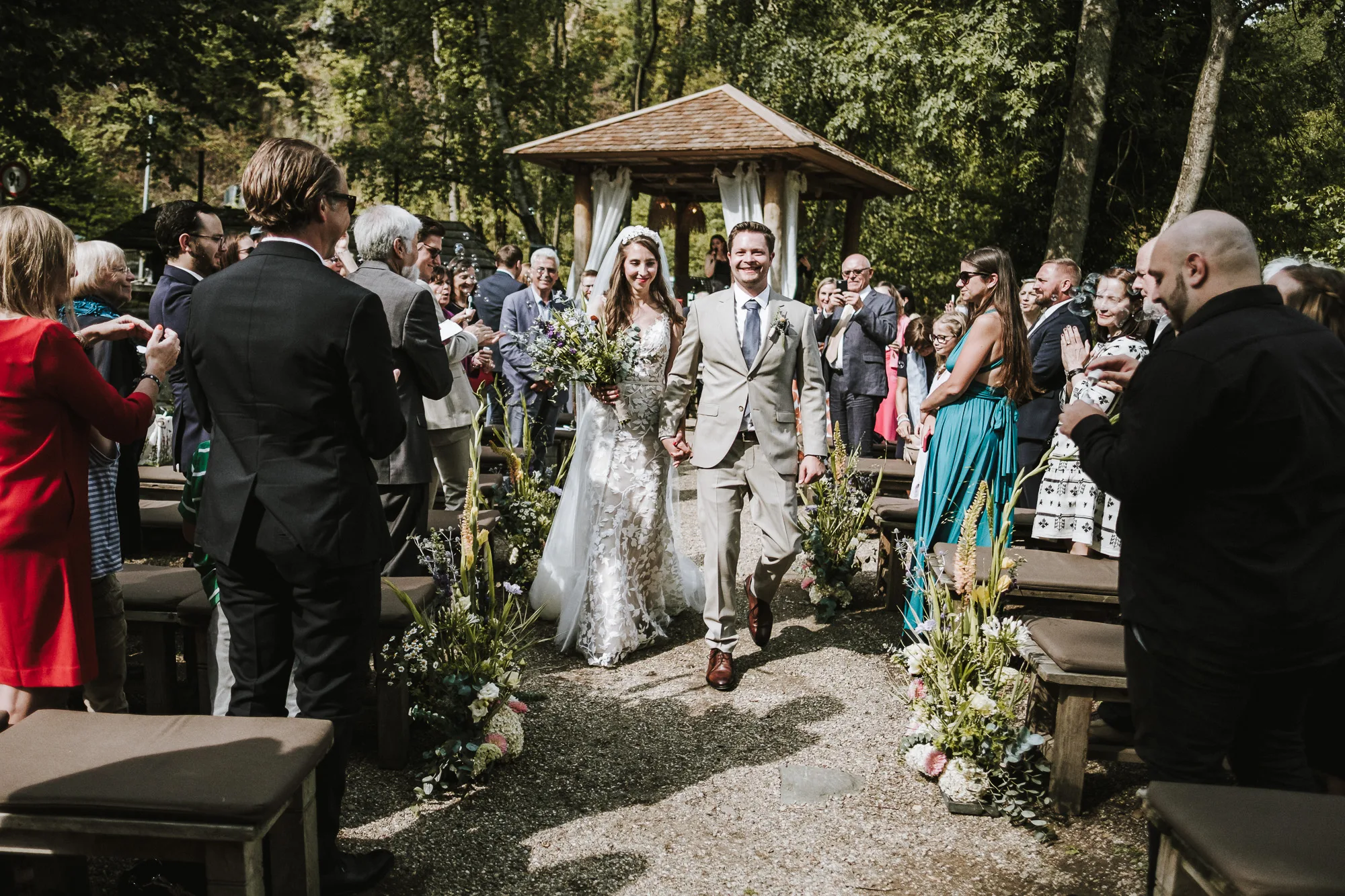 Ruhiger Paarmoment während einer Hochzeit in Aachen